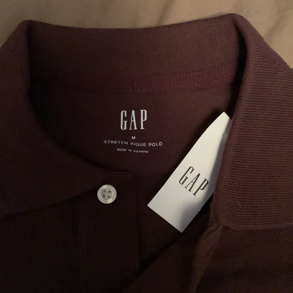 Gap polo shirt, size medium,. NWT - Picture 2 of 5